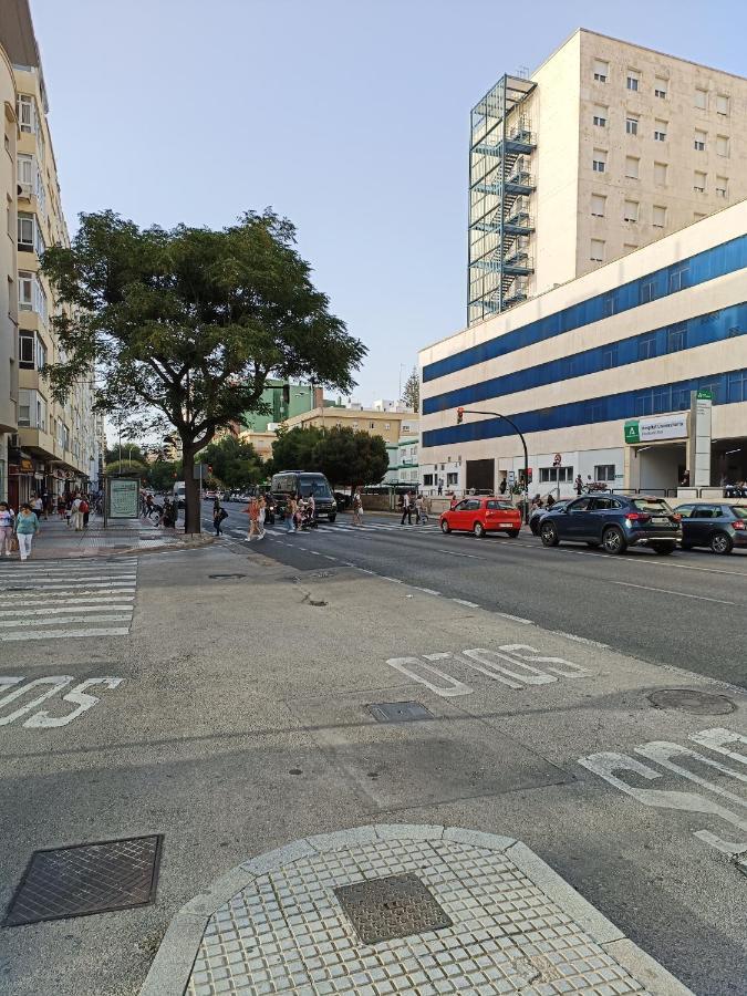 Piso Calidad Precio Junto A La Playa De La Victoria Lägenhet Cádiz Exteriör bild