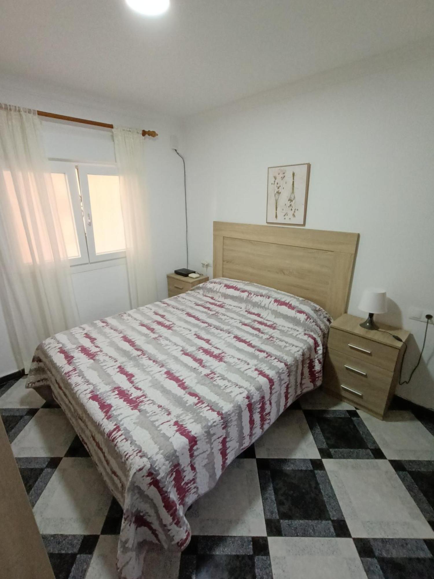Piso Calidad Precio Junto A La Playa De La Victoria Lägenhet Cádiz Exteriör bild